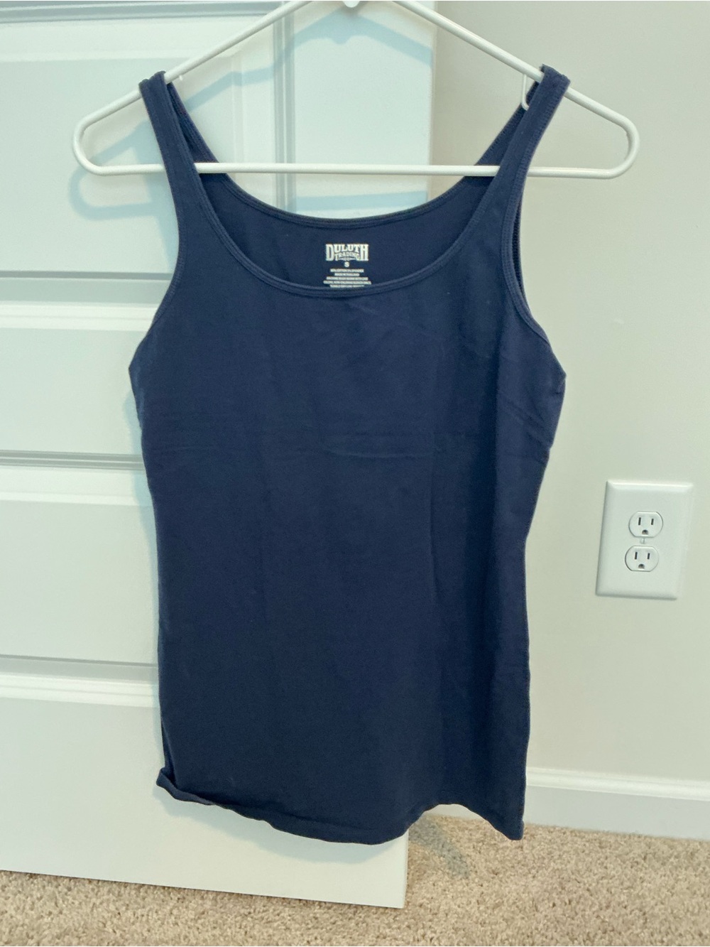 Duluth Trading Co Navy Ribbed Scoop Tank
